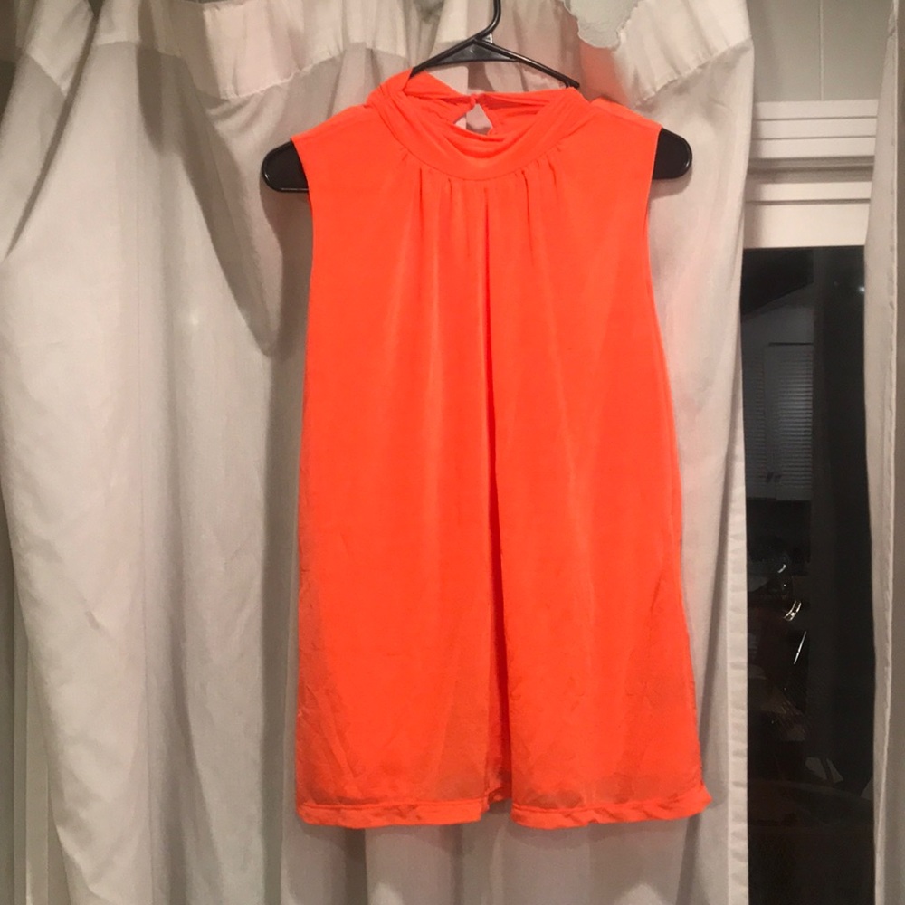 XL Worthington Halter-neck, soft fabric!